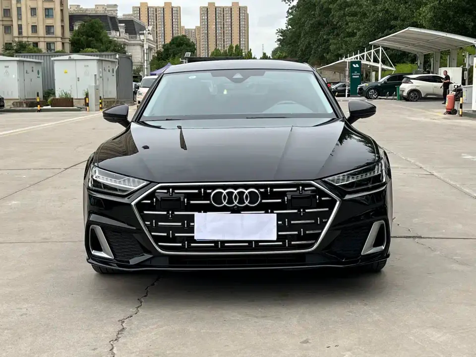 Audi A7L 45TFSI S-line Dream Edition Crystal Package 2024