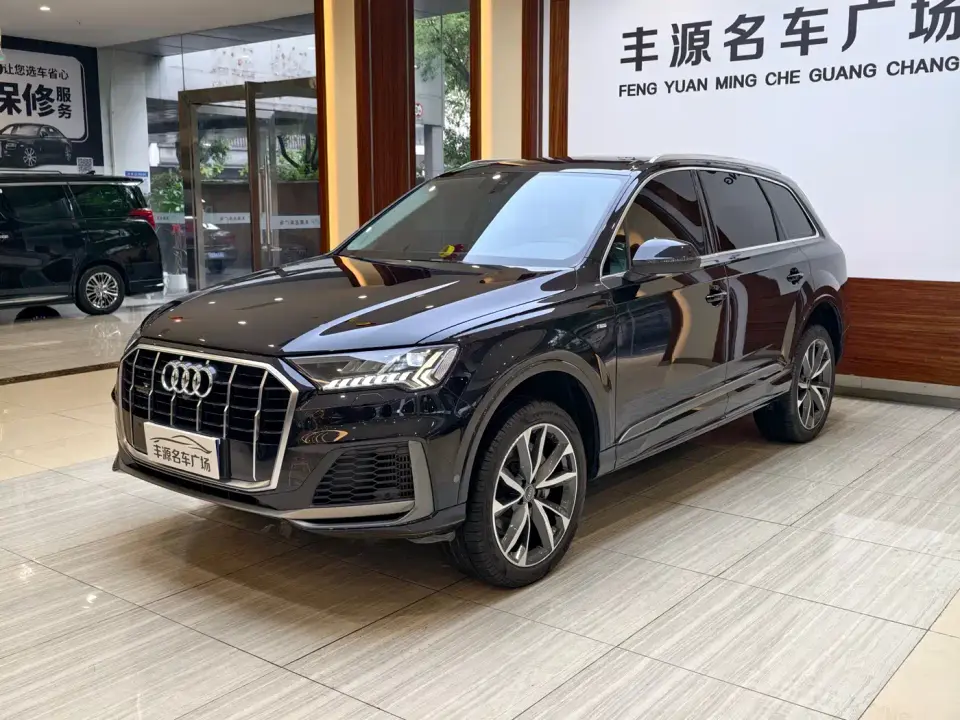 Audi Q7 55 TFSI quattro S line Sport 2021
