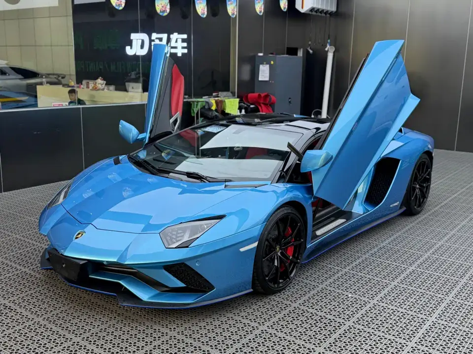 Lamborghini Aventador Aventador S Roadster 2019