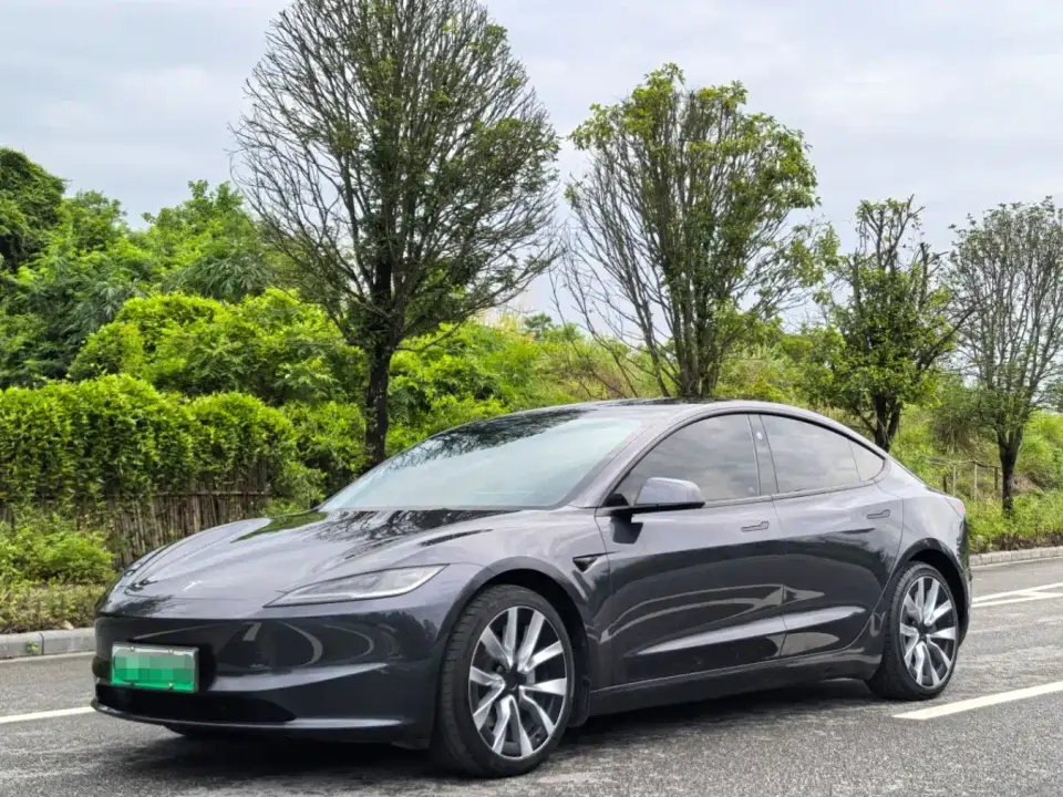 Tesla Model 3 Rear-Wheel Drive 2024