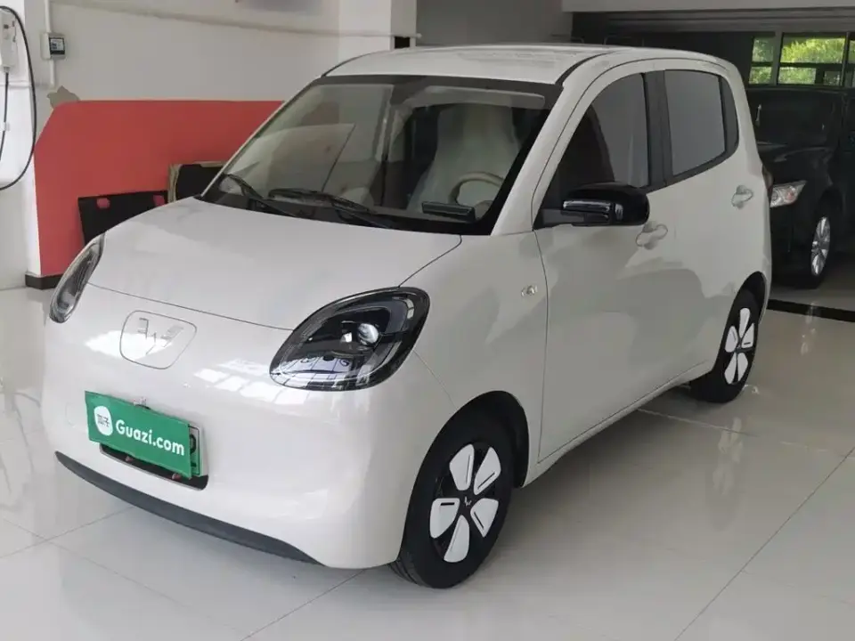 Wuling Motors Hongguang MINIEV 4-Door Advanced 2025