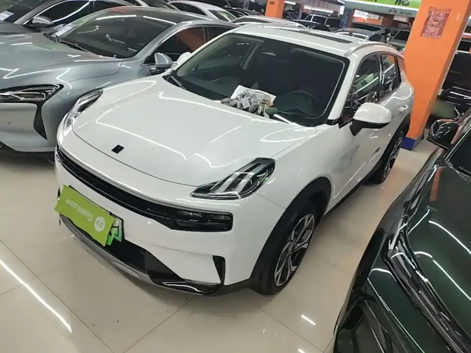 Lynk & Co 06 EM-P PHEV 84KM Range Pro 2022