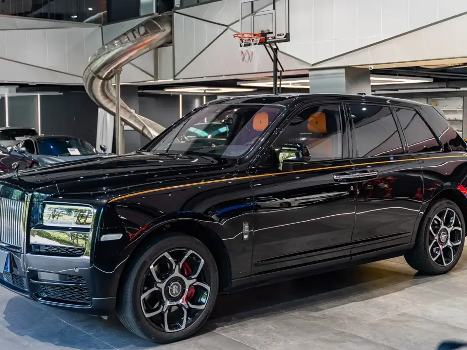Rolls-Royce Cullinan Black Badge 2022