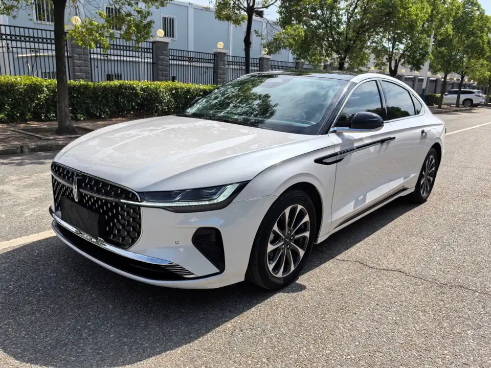 Lincoln Z 2.0T Premium Edition 2024