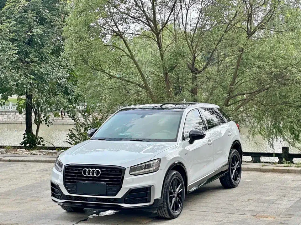 Audi Q2L 35 TFSI Progressive Dynamic Model 2020