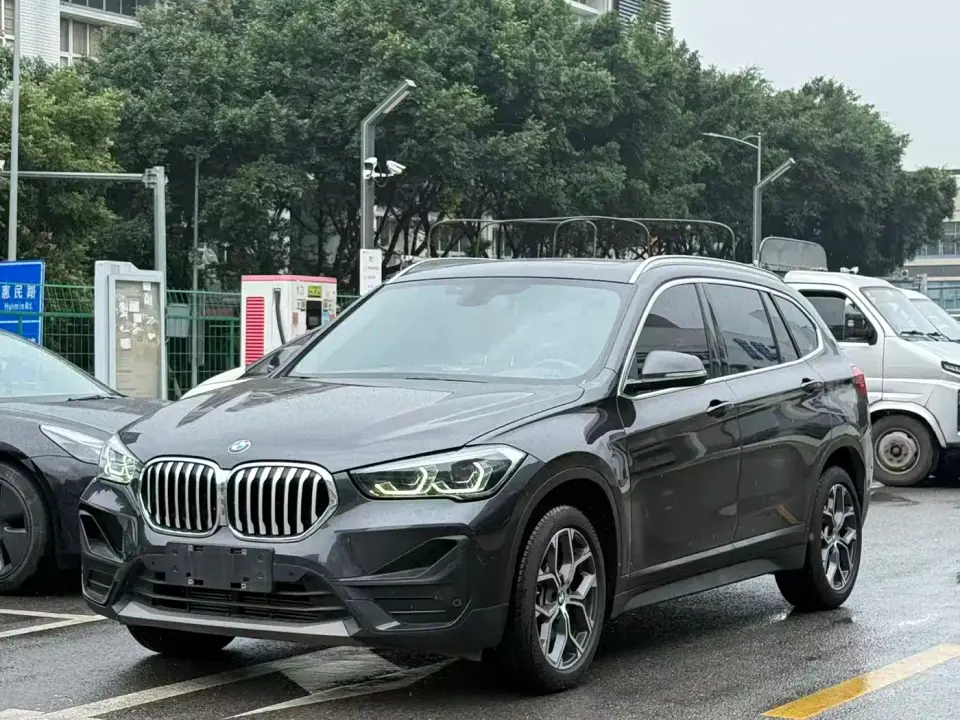 BMW X1 sDrive25Li Leading 2022
