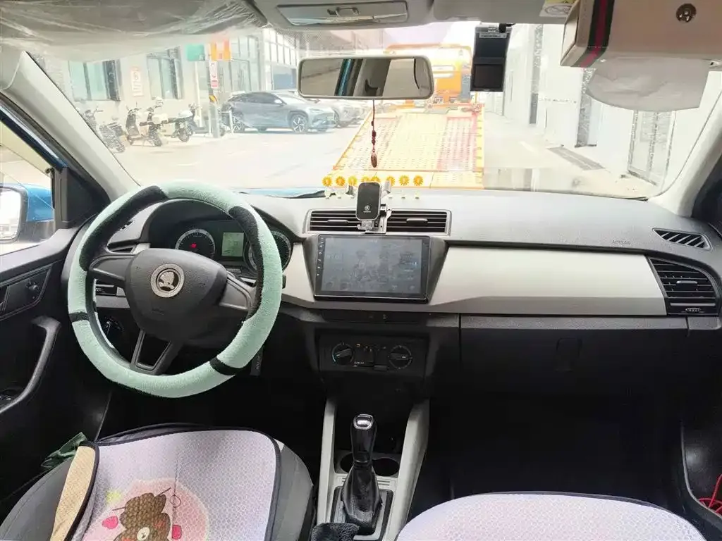 Skoda Fabia 1.4L Auto Car Enjoy Edition 2019 — фото 11