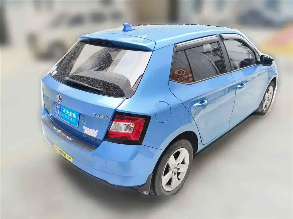 Skoda Fabia 1.4L Auto Car Enjoy Edition 2019 — фото 2