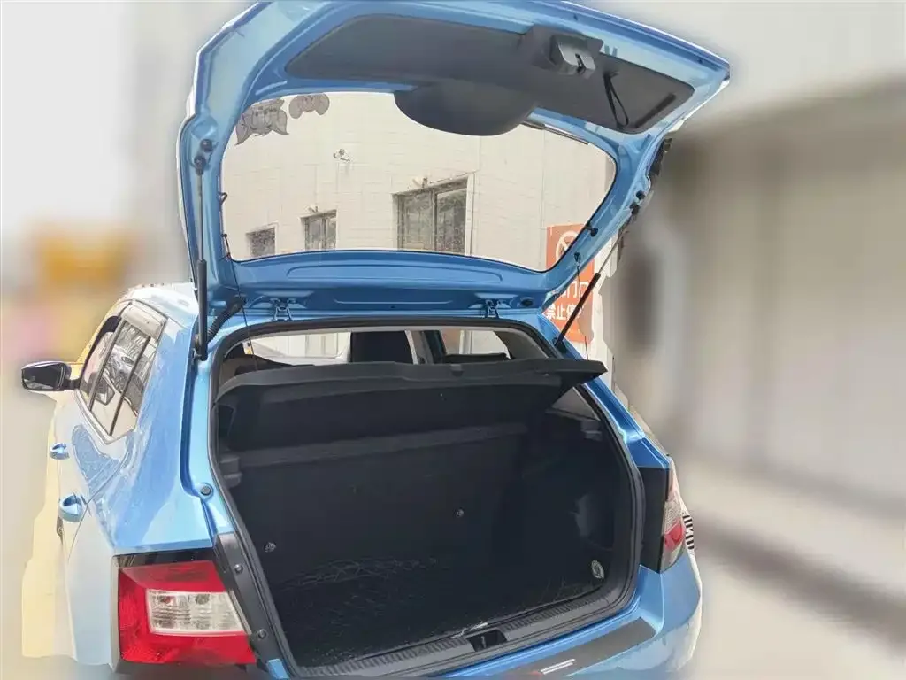Skoda Fabia 1.4L Auto Car Enjoy Edition 2019 — фото 5