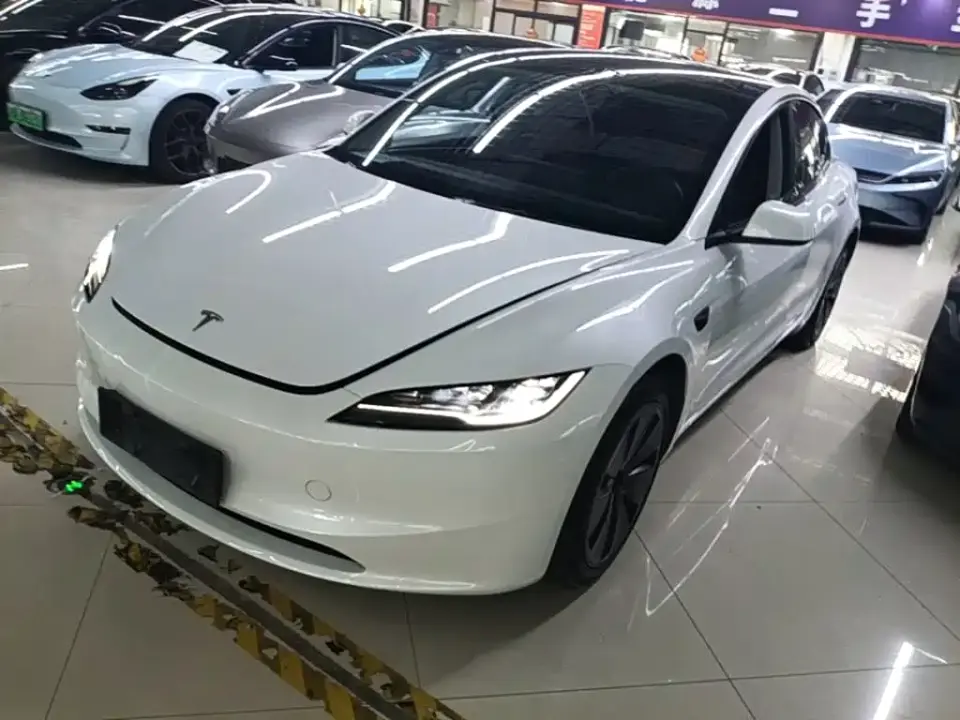 Tesla Model 3 Rear-Wheel Drive 2024
