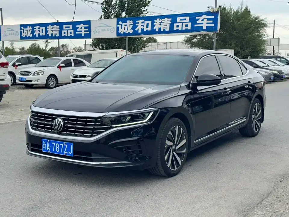 Volkswagen Passat 330TSI Elite Edition 2022