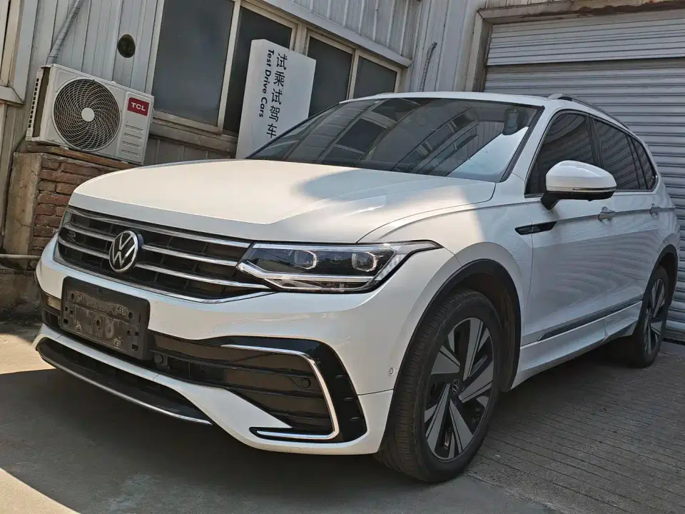 Volkswagen Tiguan L Facelift 380TSI Auto 4WD R-Line Cross Enjoy Edition 7-Seater 2023