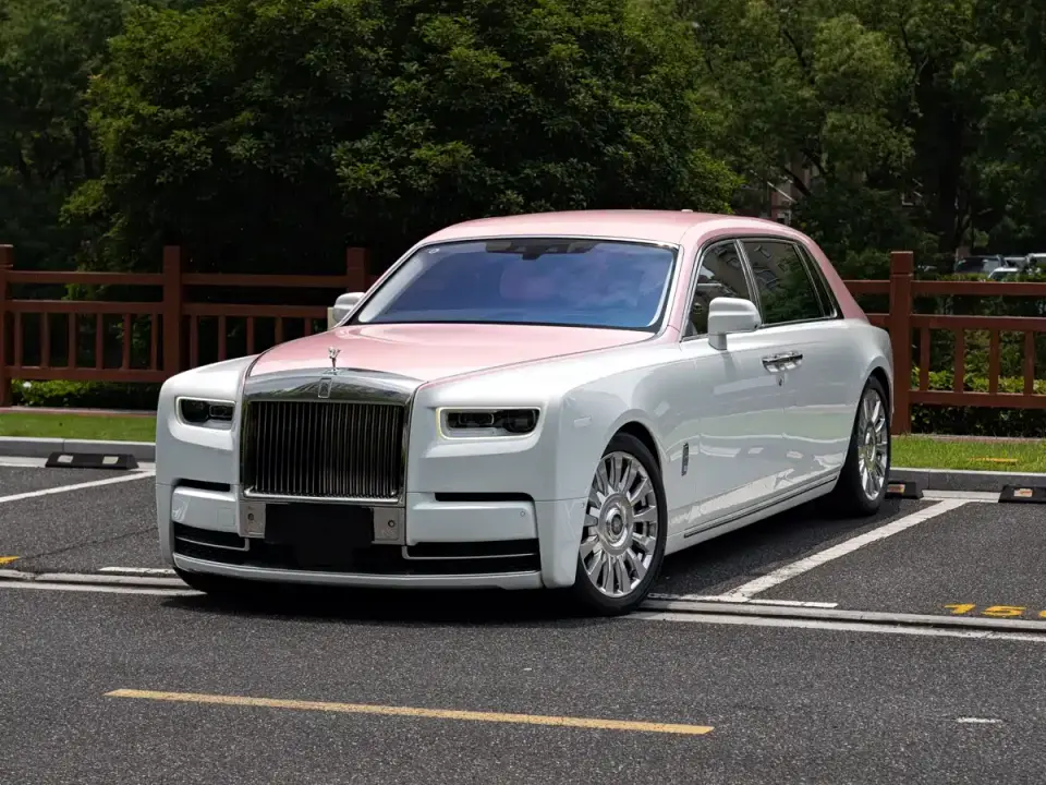Rolls-Royce Phantom 6.7T Long Wheelbase Version 2022