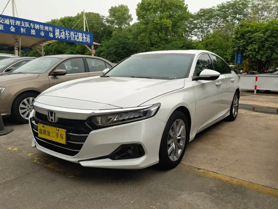 Honda Accord 260TURBO Luxury Edition 2022