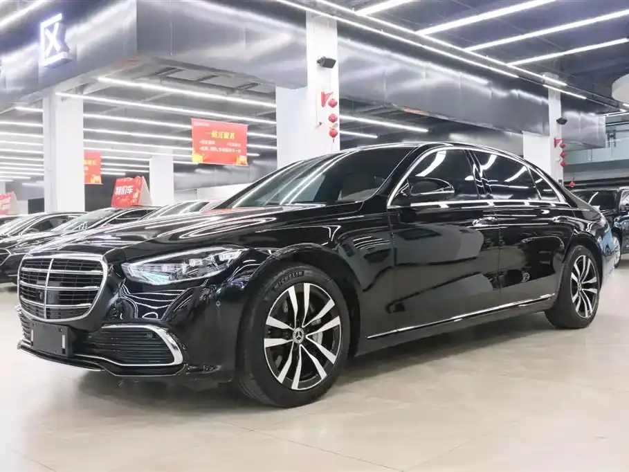 Mercedes-Benz S-Class Model S 400 L Luxury Edition 2023