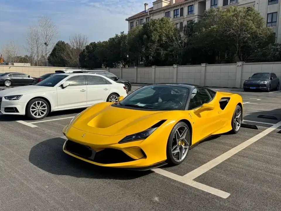Ferrari F8 Tributo 3.9T V8 2023