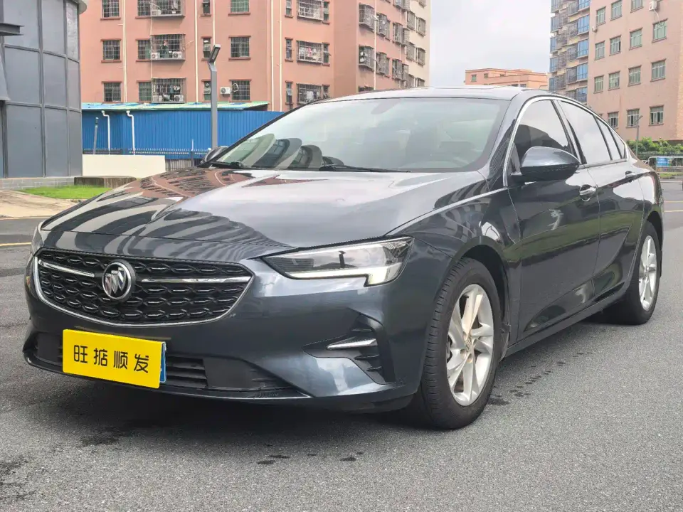 Buick Regal 552T Luxury 2020