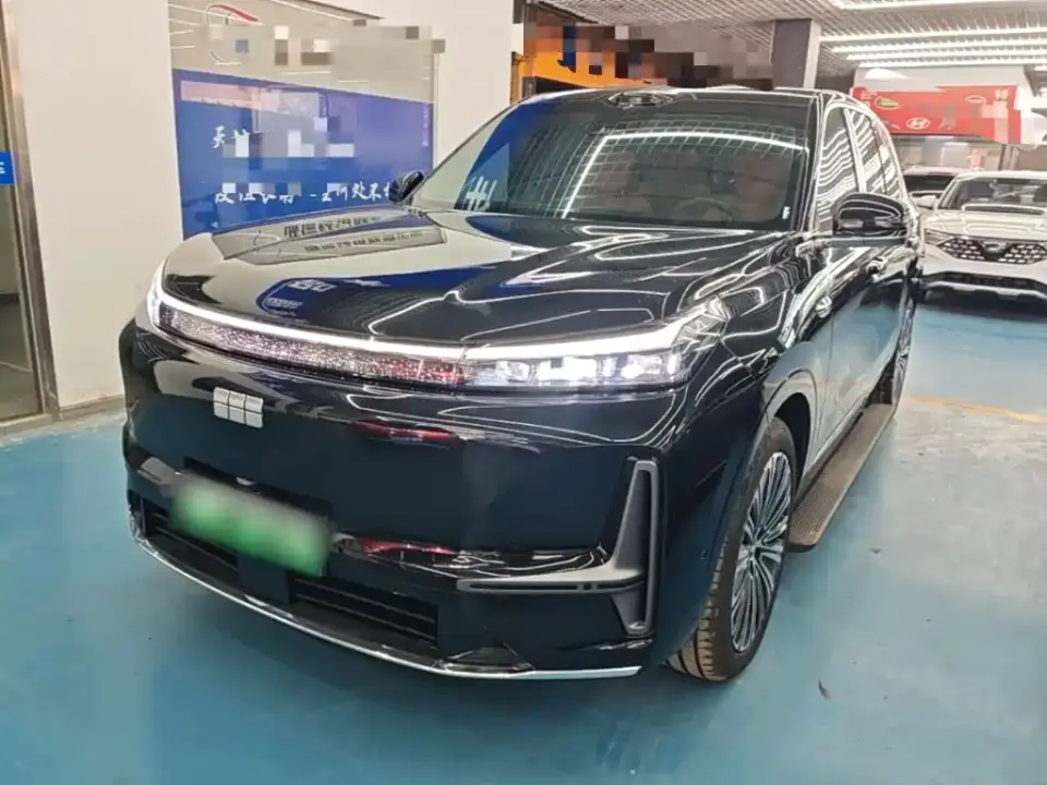 Geely Galaxy Galaxy M9 Base Model 2025