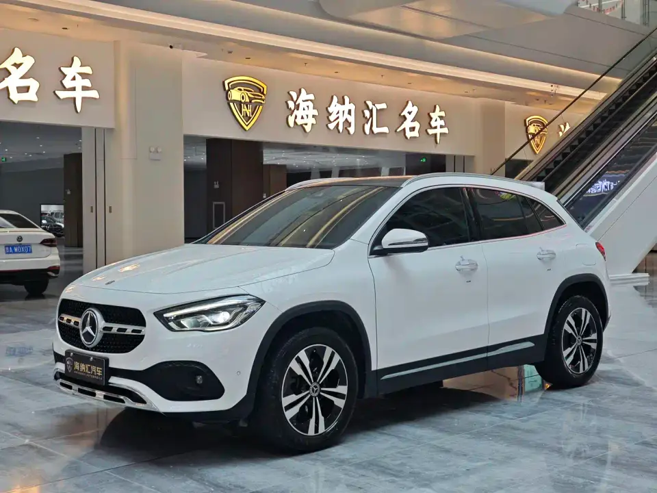 Mercedes-Benz GLA-Class GLA 220 2023