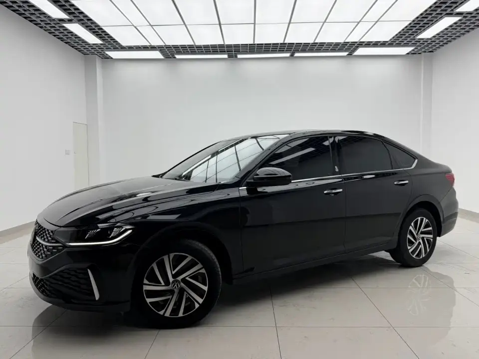 Volkswagen Lavida Facelift 1.5L Auto Starlight 5 Million Edition 2023