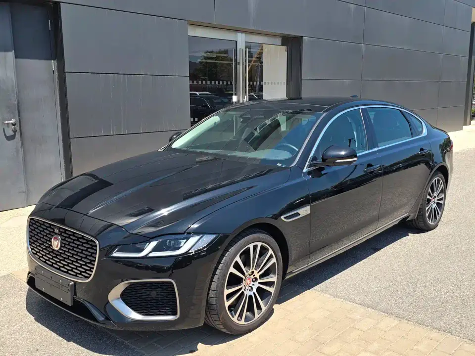 Jaguar XFL 2.0T P250 FWD Luxury Edition 2025