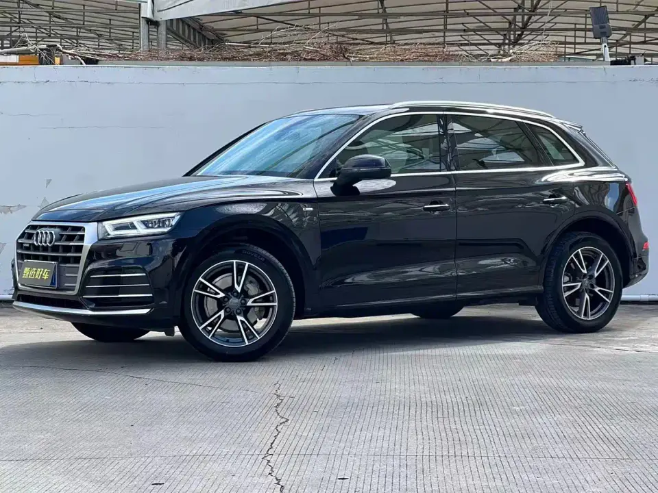 Audi Q5L Facelift 40 TFSI Honor Fashion 2020