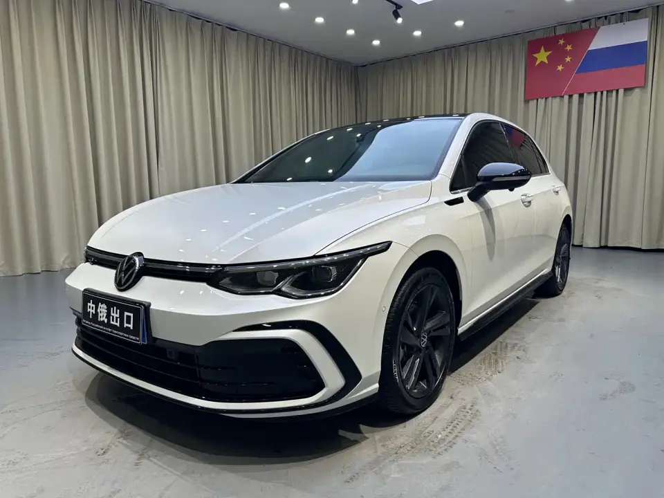 Volkswagen Golf Model 280TSI DSG R-Line 2023