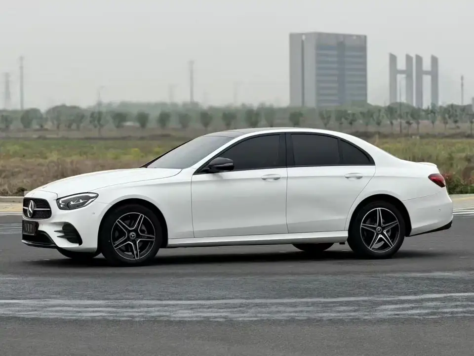 Mercedes-Benz E-Class (Import) E 260 Fashion Sport Edition 2024