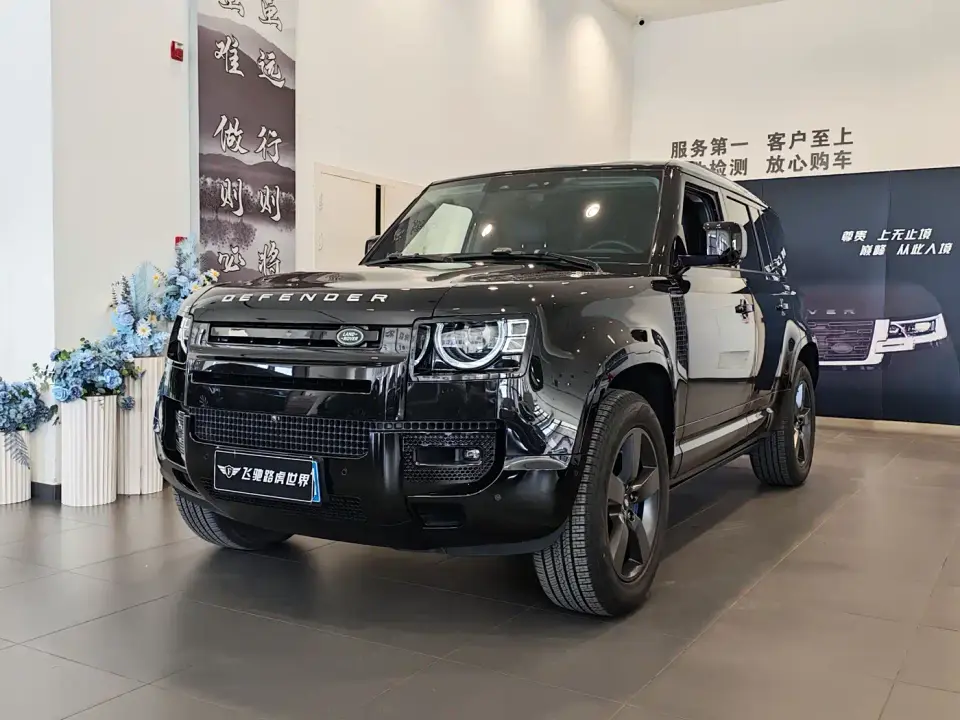 Land Rover Defender 110 P400 X-DYNAMIC HSE 2022