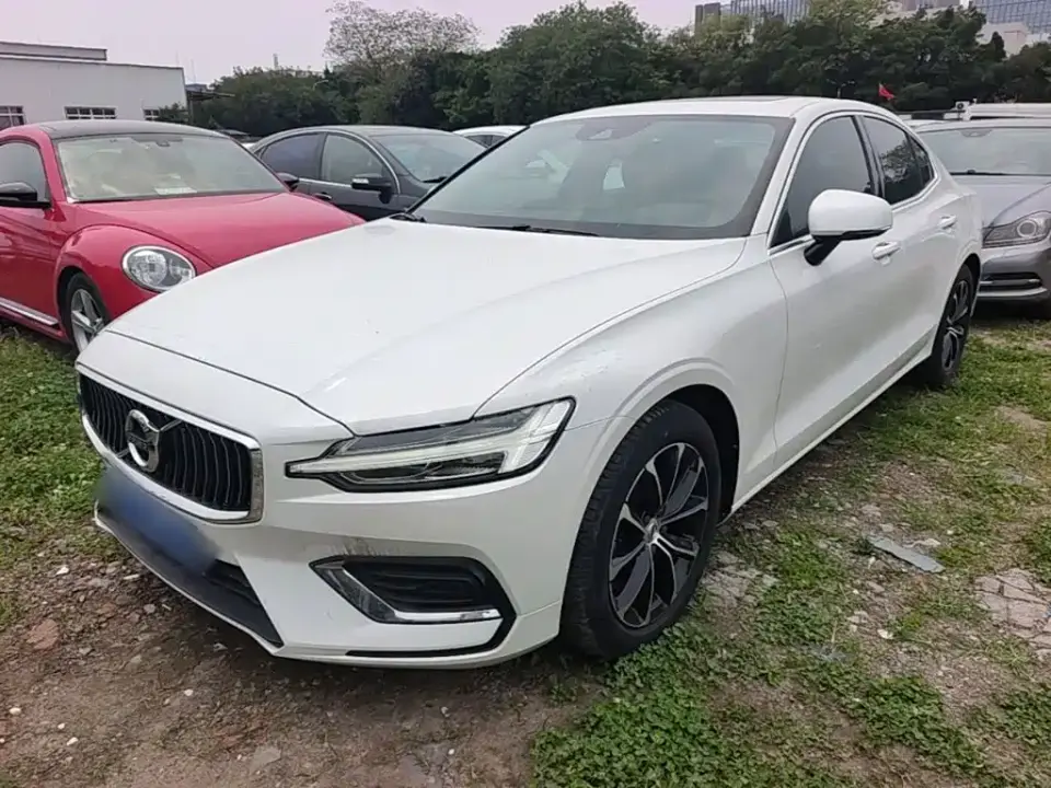 Volvo S60 T4 Smart Elite Luxury 2021