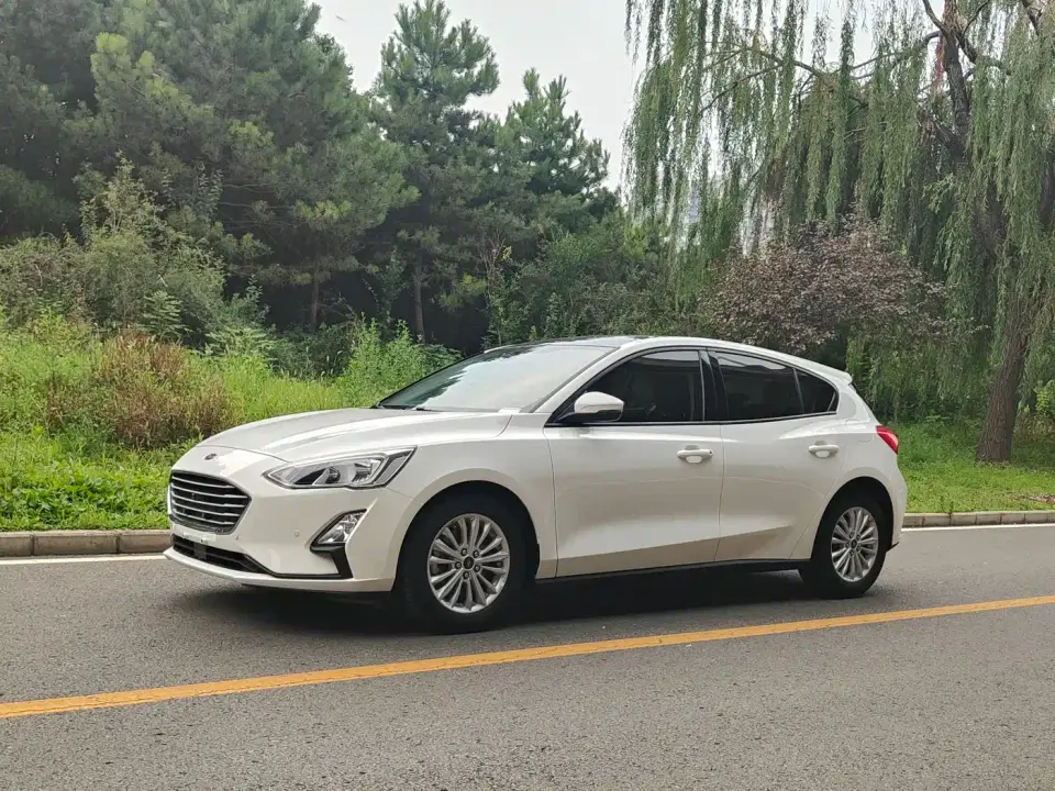 Ford Focus Hatchback EcoBoost 180 Automatic Fengchao 2019
