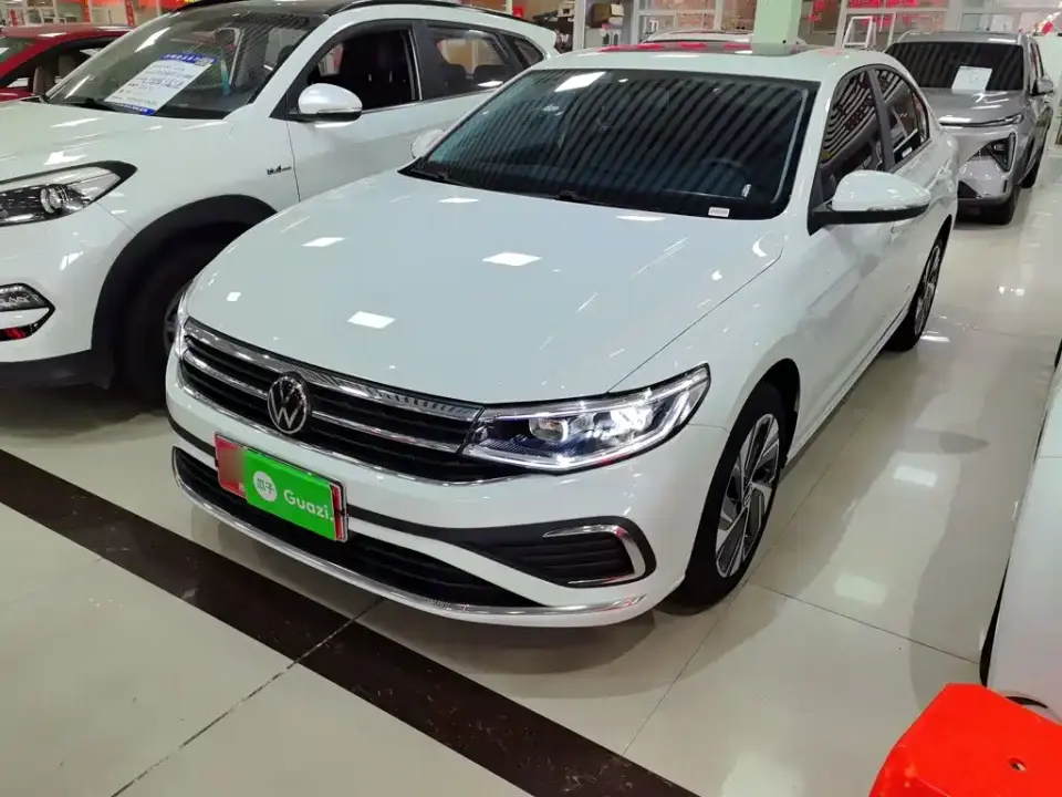 Volkswagen Bora 200TSI DSG Joy Ride PRO Edition 2025