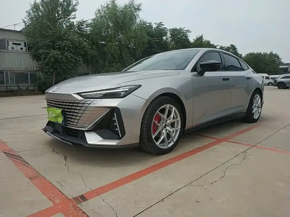 Changan UNI-V 1.5T Premium Model 2022