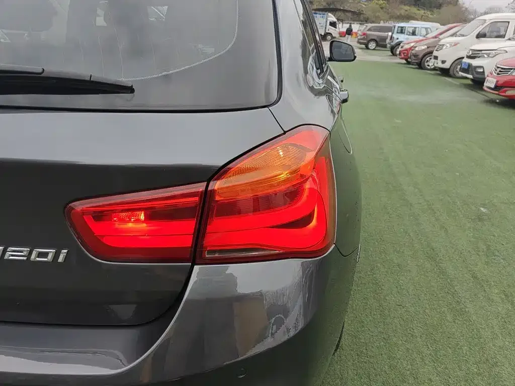 BMW 1 Series (Import) 120i M Sport Package 2019 — фото 8