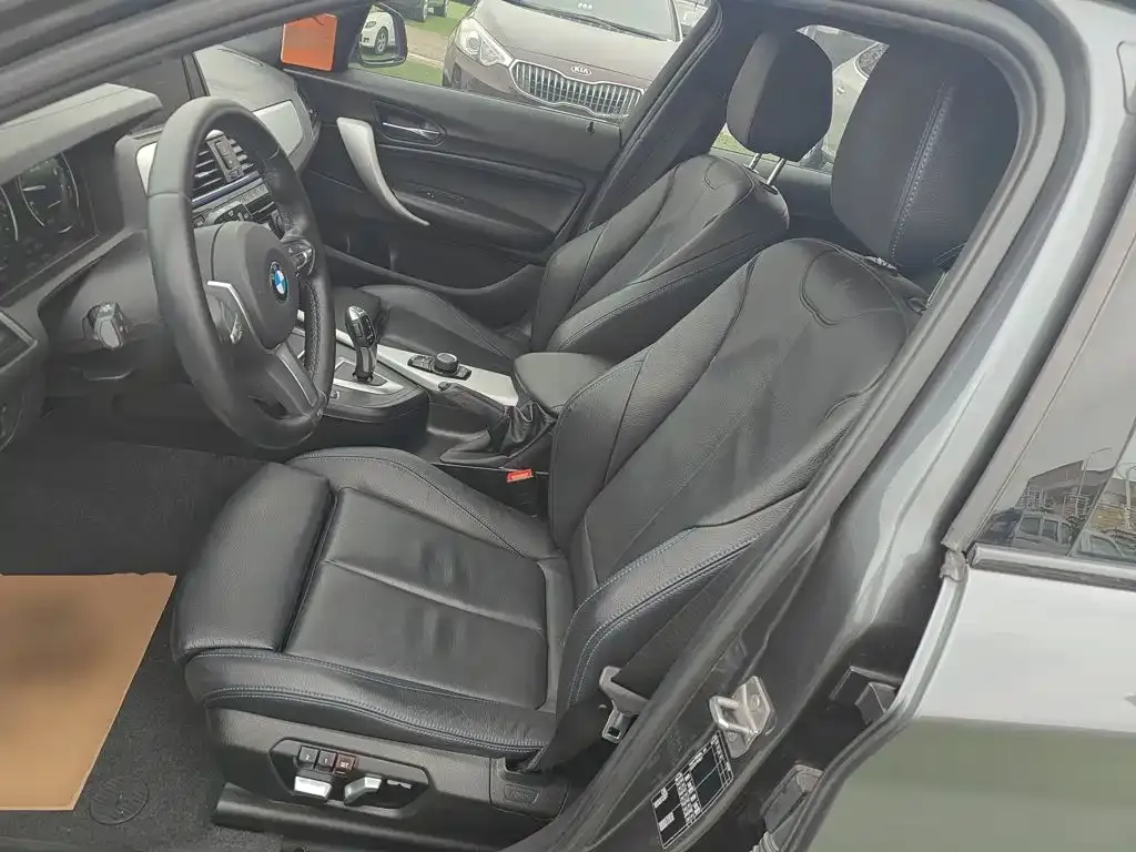 BMW 1 Series (Import) 120i M Sport Package 2019 — фото 15