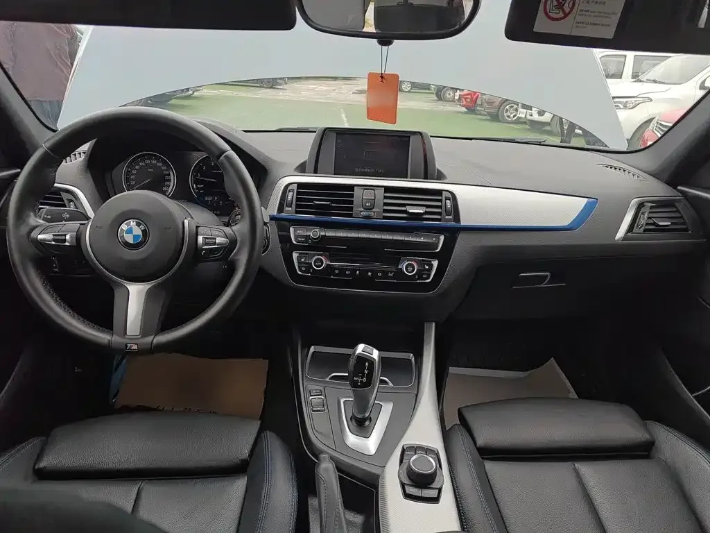 BMW 1 Series (Import) 120i M Sport Package 2019 — фото 10