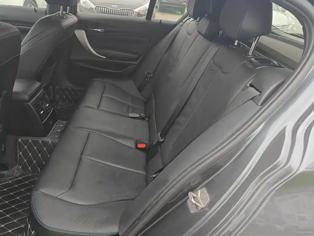 BMW 1 Series (Import) 120i M Sport Package 2019 — фото 17