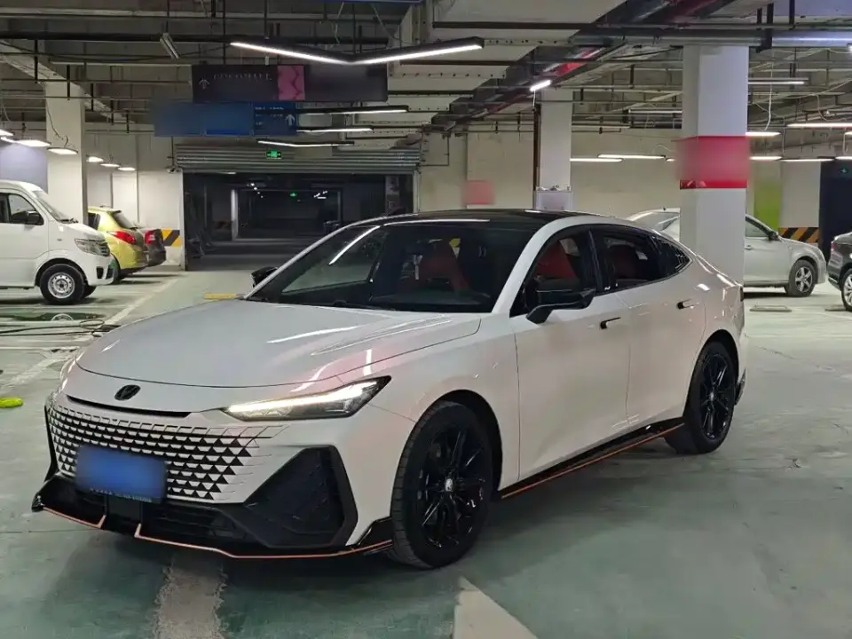 Changan UNI-V 2.0T Sharp Speed Edition 2023