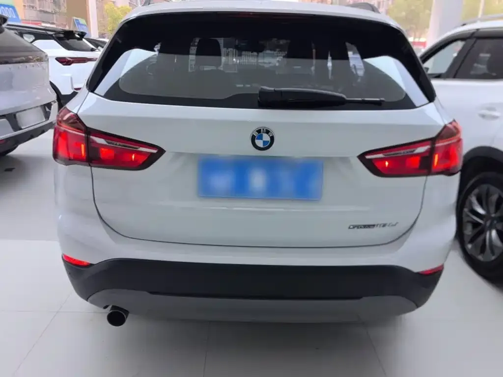 BMW X1 sDrive18Li Fashion Model 2019 — фото 4