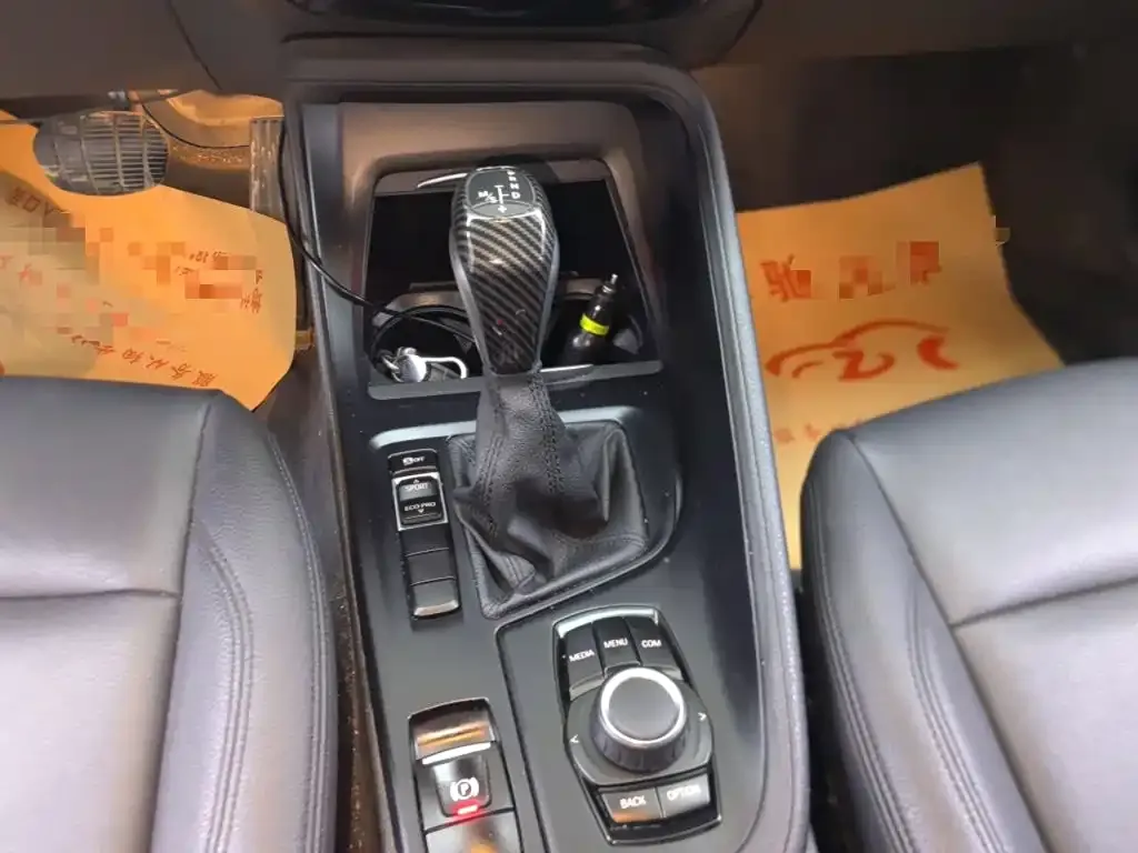 BMW X1 sDrive18Li Fashion Model 2019 — фото 10