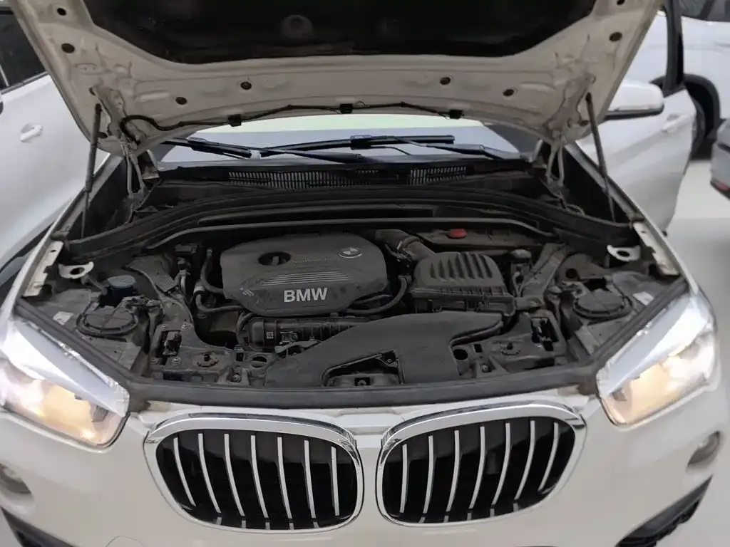 BMW X1 sDrive18Li Fashion Model 2019 — фото 16