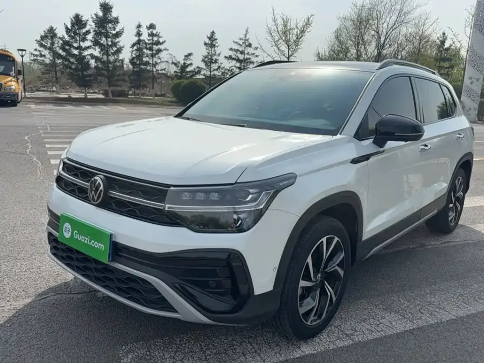Volkswagen Tharu 300TSI 2WD Moon Premium Edition 2024