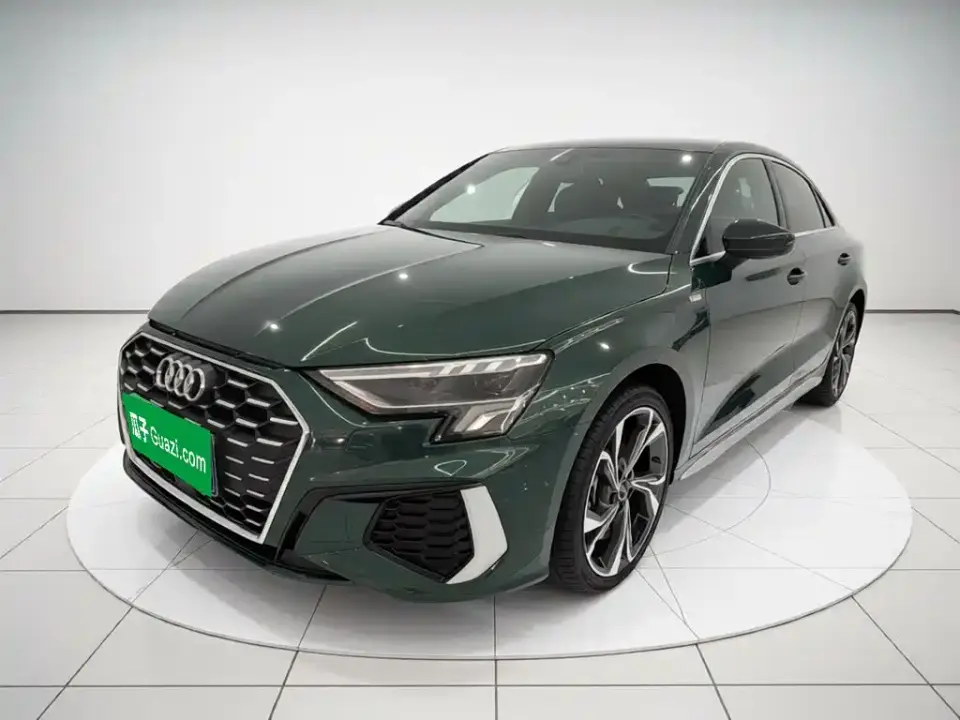 Audi A3 Model A3L Limousine 35 TFSI Luxury Sport 2024