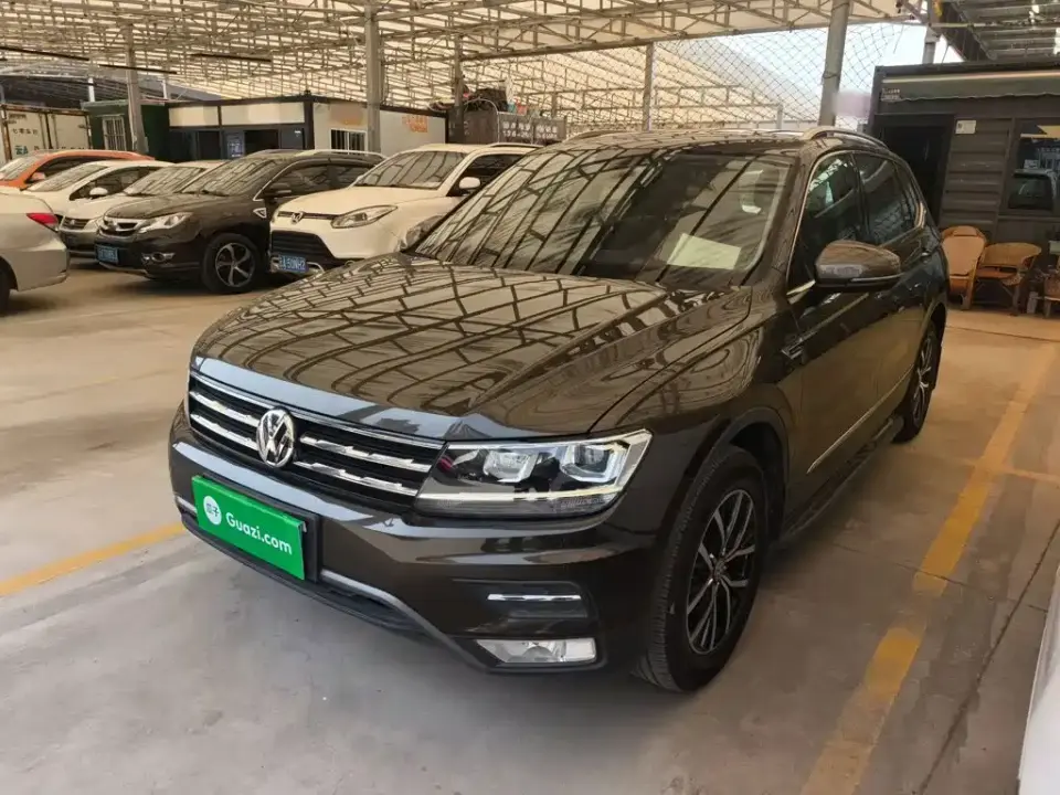 Volkswagen Tiguan L Facelift 330TSI Automatic 2WD Comfort Edition 2019