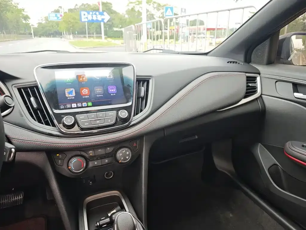 Chevrolet Monza Mild Hybrid RS 330T Automatic Comfort Edition 2022 — фото 9