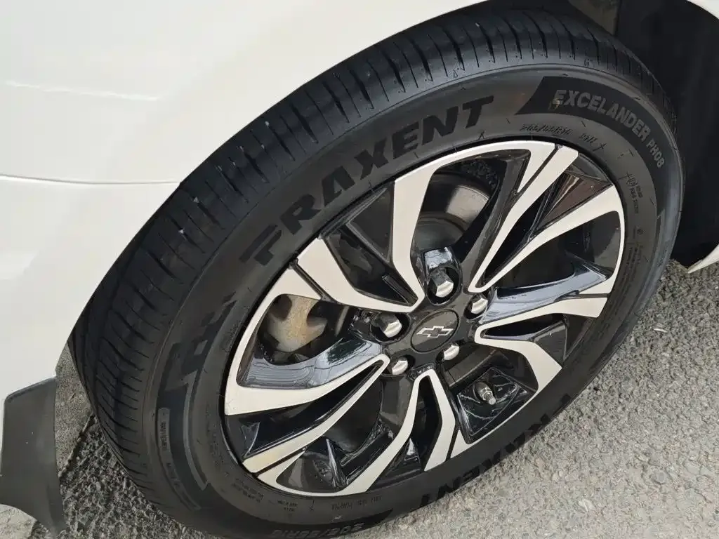 Chevrolet Monza Mild Hybrid RS 330T Automatic Comfort Edition 2022 — фото 19
