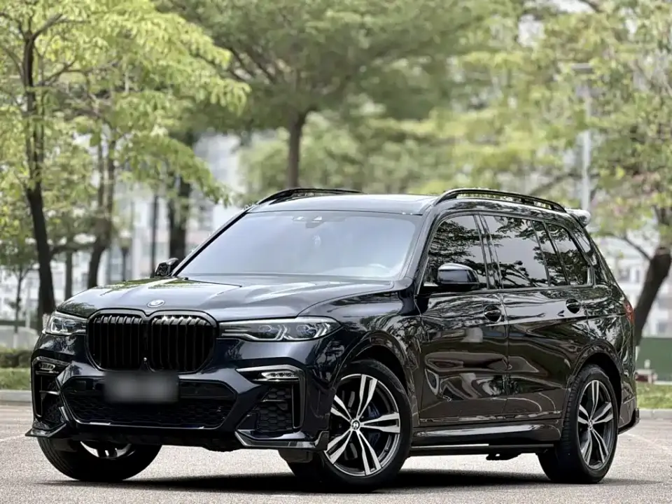 BMW X7 xDrive40i Premium M Sport Package 2021