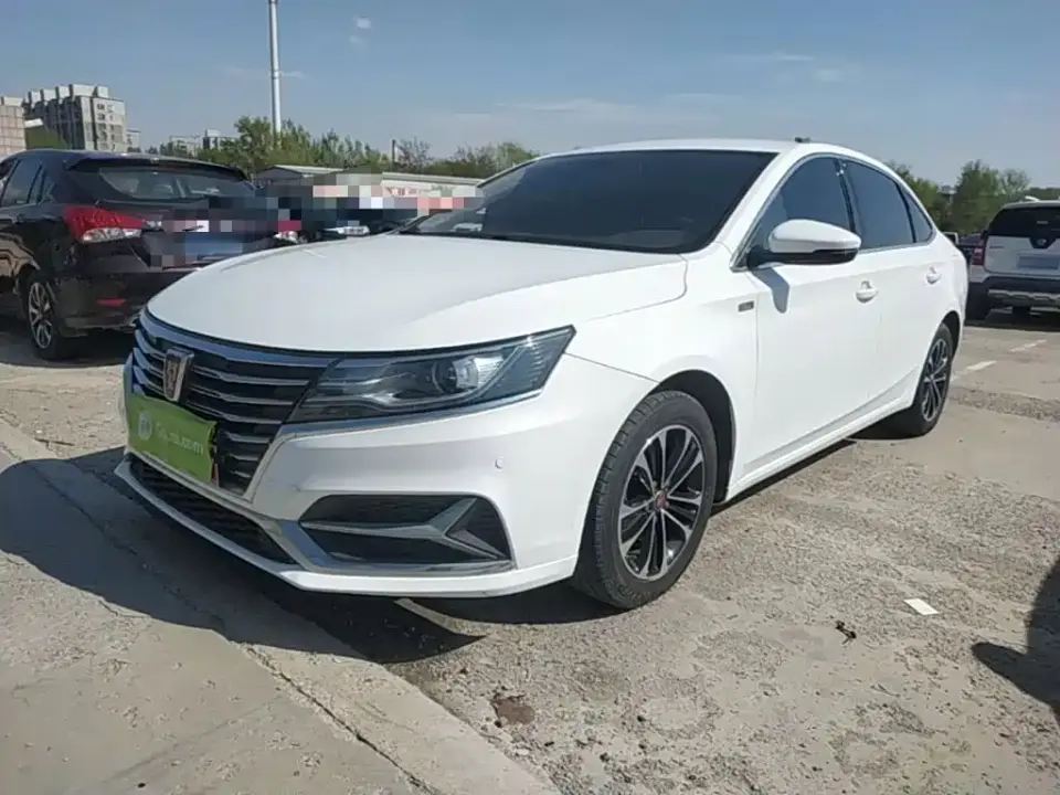 Roewe i6 PLUS 1.6L CVT 4G Connected Glory Luxury Edition 2019