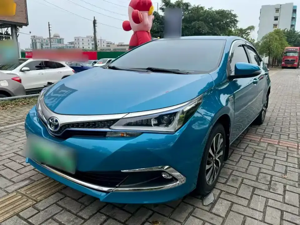 Toyota Corolla Twin Engine E+ 1.8L E-CVT Leading Edition 2020