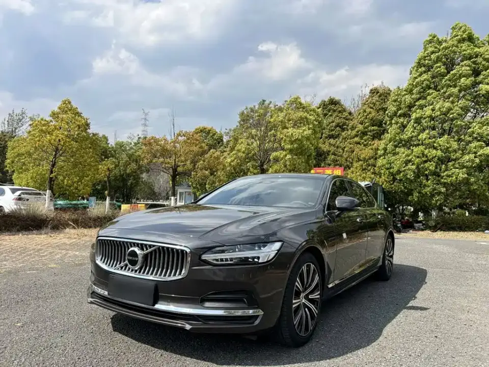 Volvo S90 B5 Intelligent Vision Luxury Edition 2022